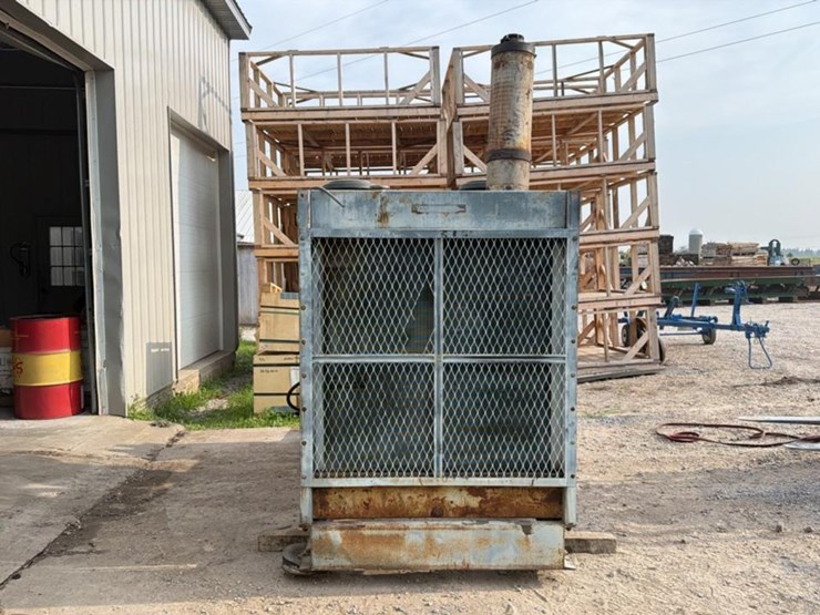 #163-•-1996-detroit-325-kw-genset-image-4