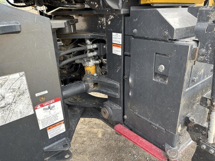 2019-komatsu-wa200-8-image-22