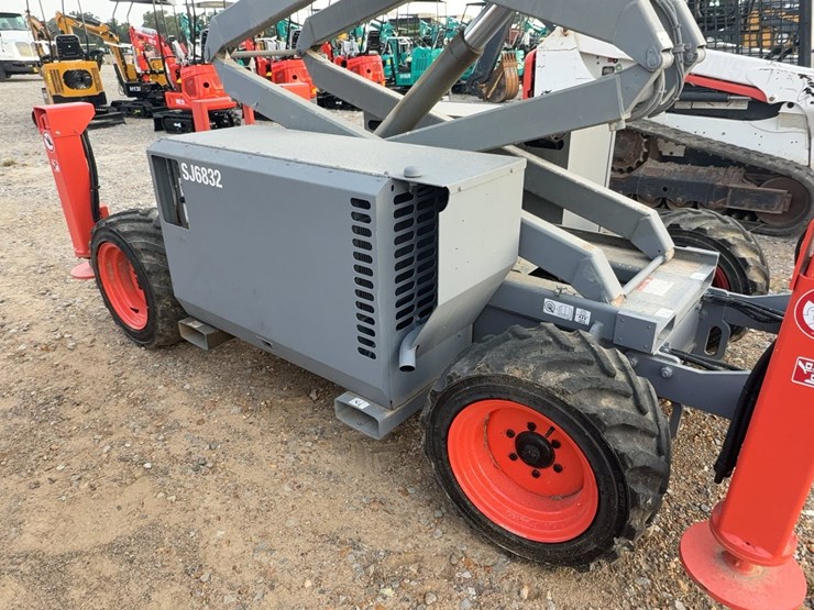 skyjack-sj6832rt-image-24