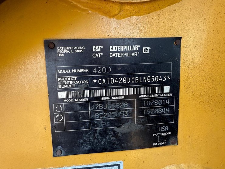 caterpillar-420d-image-35