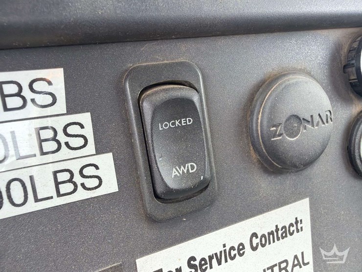 2016-freightliner-m2-106-image-62