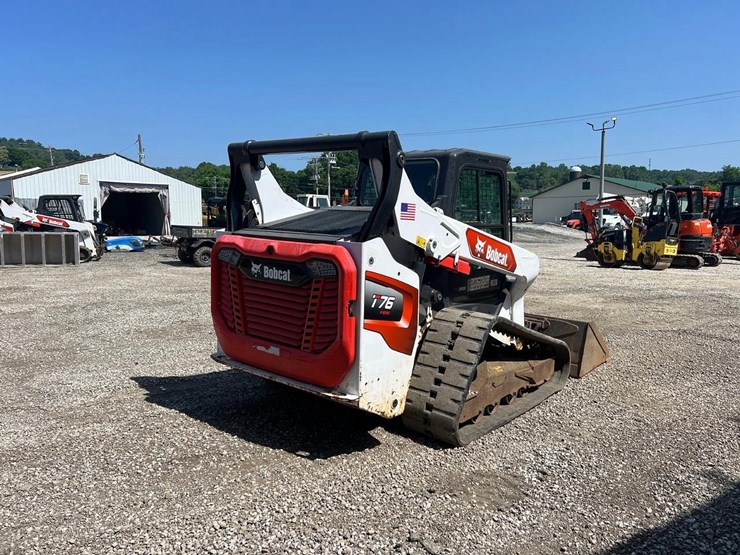 2022-bobcat-t76-image-6