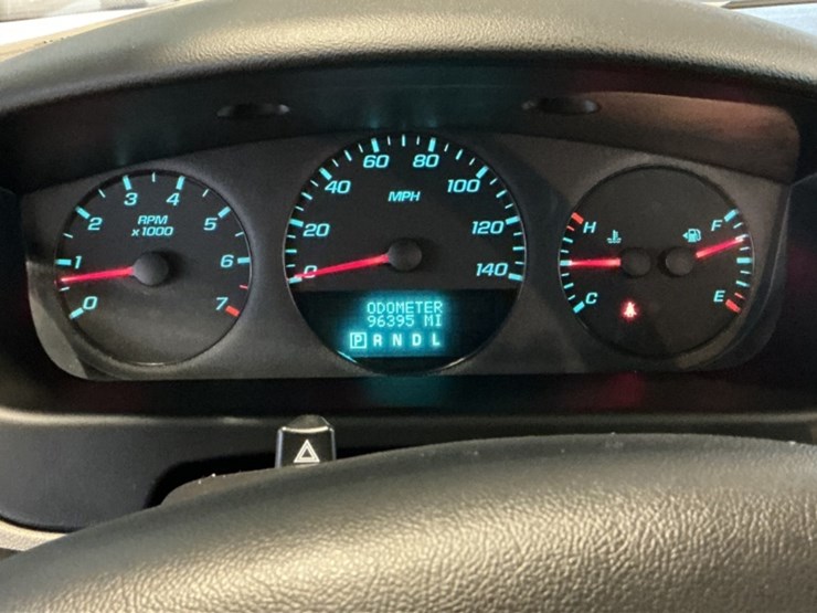 2016-chevrolet-impala-limited-sdn-image-16