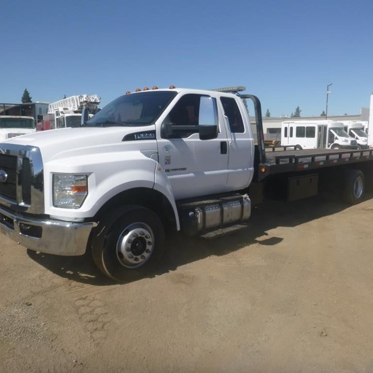 2016 FORD F650