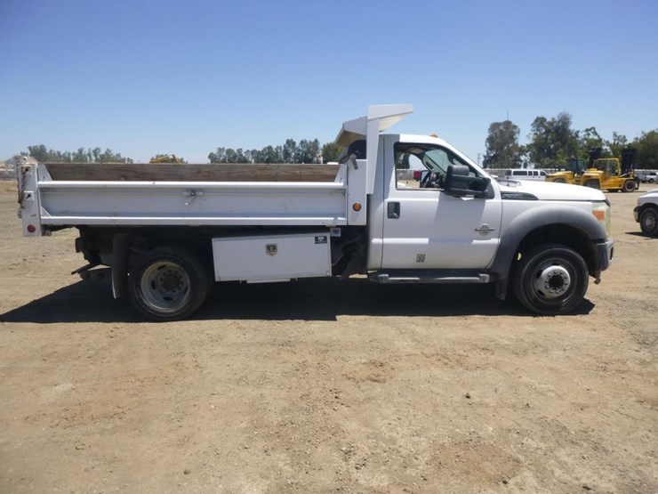 2011-ford-f550-image-9