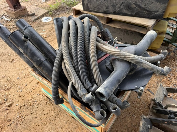 #2666-•-lot-of-(12)-john-deere-max-emergexp-planter-units-inv#2666-image-7