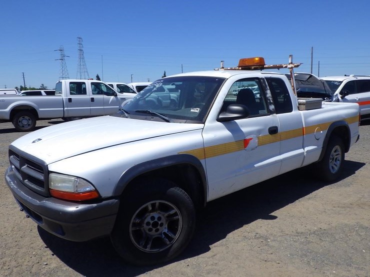 2002-dodge-dakota-image-2