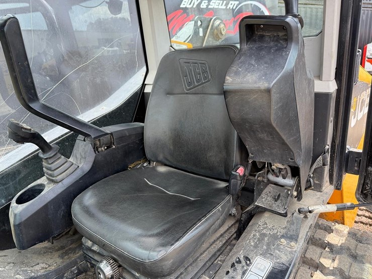2013-jcb-190t-image-19