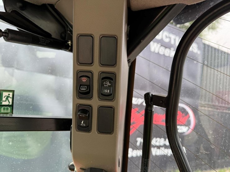 case-ih-vestrum-130-image-36