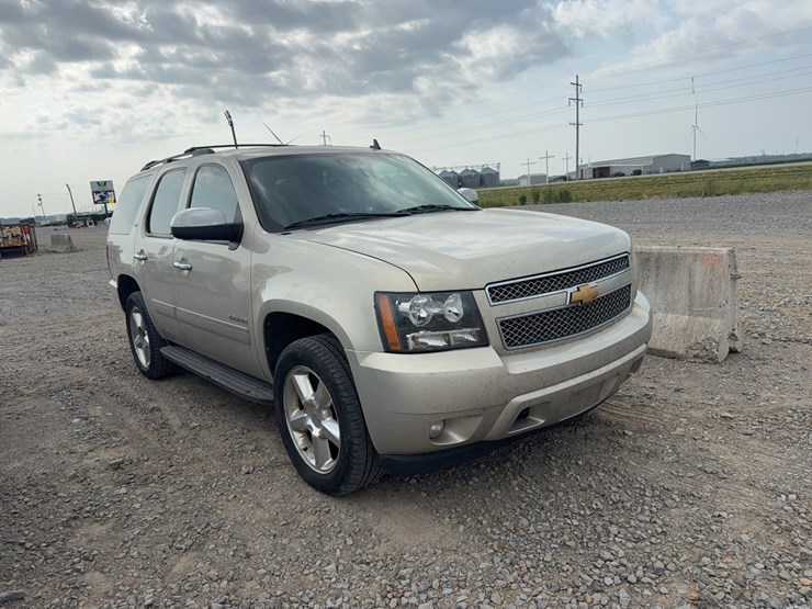 2009-chevrolet-tahoe-image-3