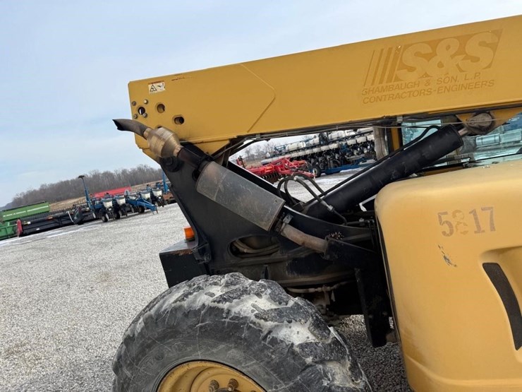 caterpillar-tl642-image-21