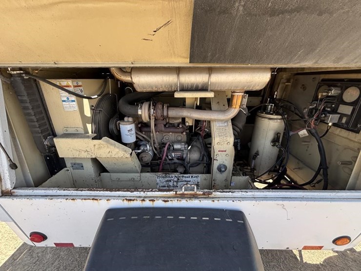 2008-ingersoll-rand-p185wjd-image-19