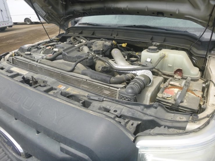 2012-ford-f550-image-18