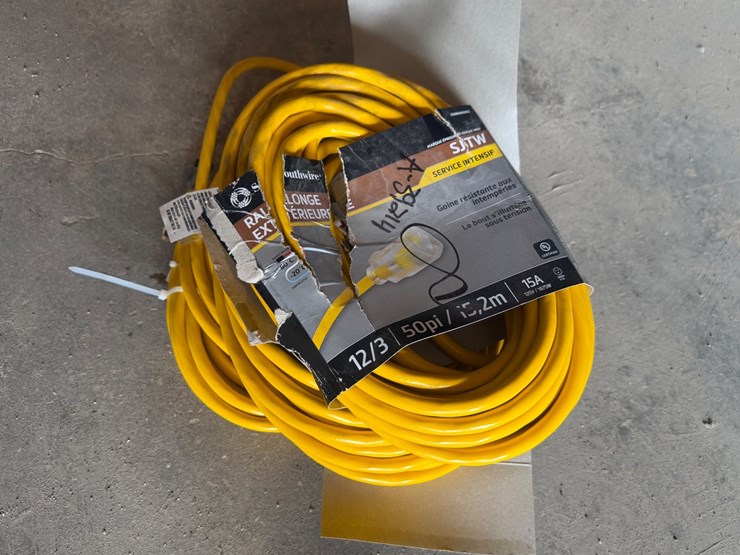 #8-•-(3)-electrial-extension-cords-image-2
