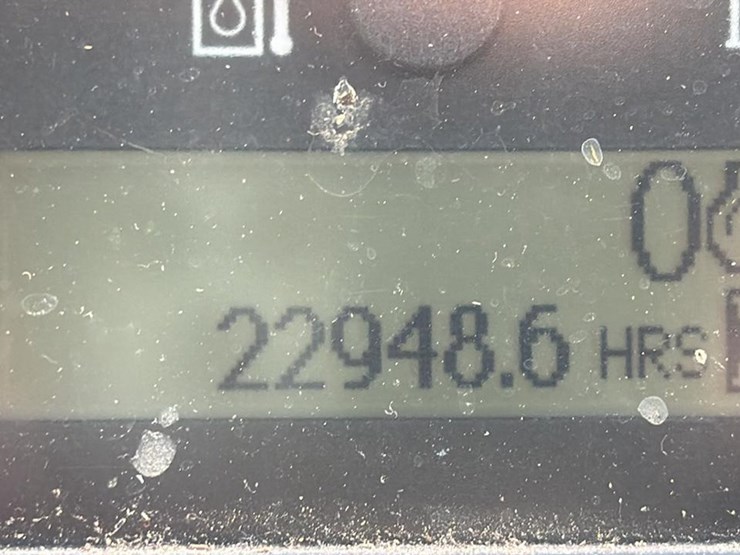 2012-deere-843k-image-10
