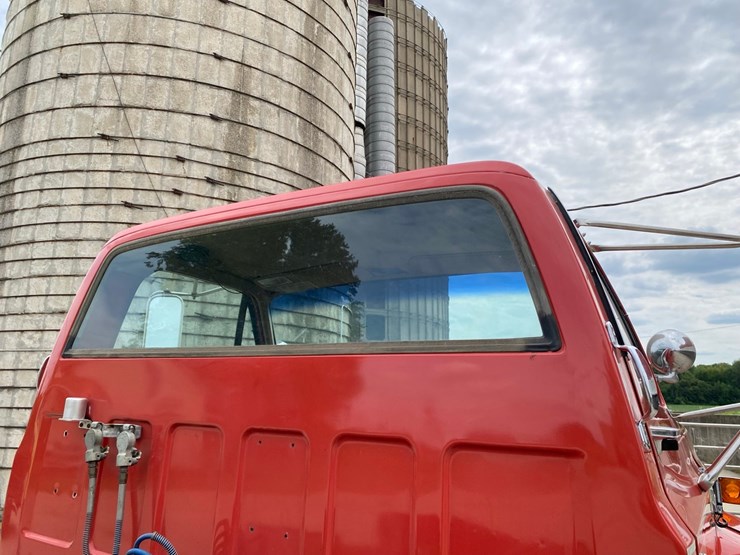 1978-gmc-sierra-6500-image-17