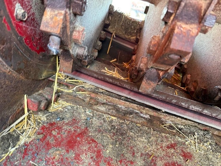 2015-new-holland-fp230-image-59