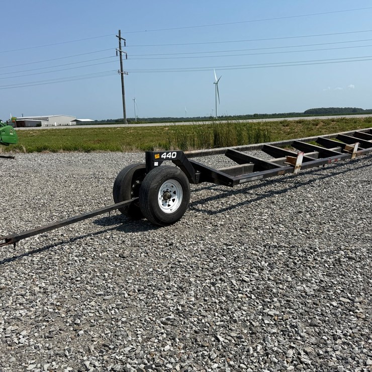 #43506 • 440 40' T/A 40' Header Trailer INV#43506