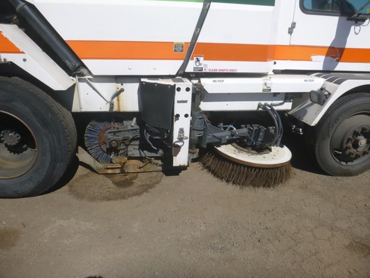 2013-global-m4-sweeper-image-11