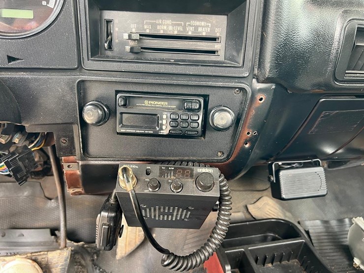 chevrolet-c30-image-27
