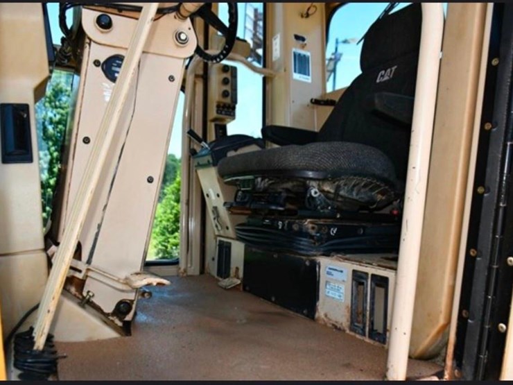 2002-caterpillar-140h-image-8