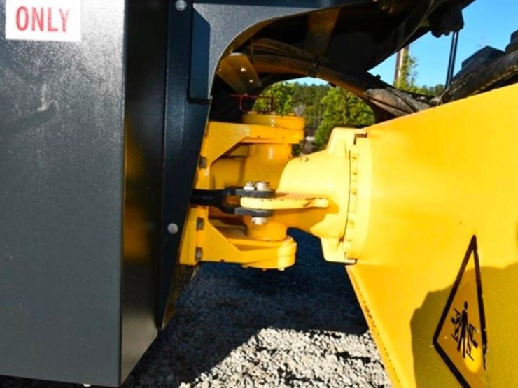 2022-bomag-bw213d-5-image-5