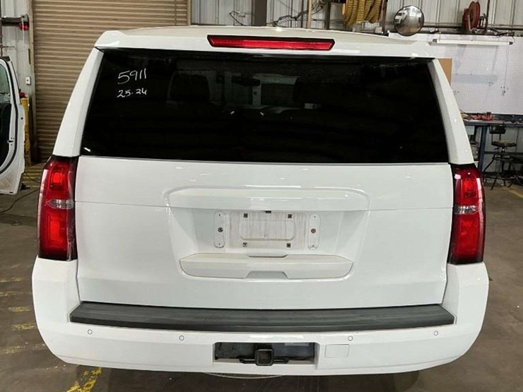 2019-chevrolet-tahoe-image-4
