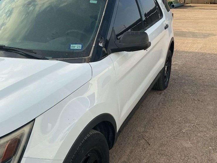2018-ford-explorer-image-5