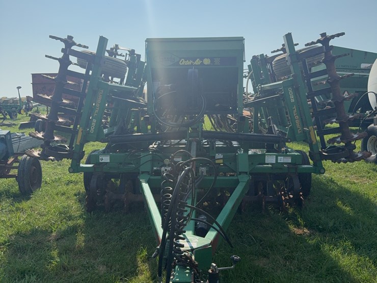 2200-turbo-till-(2200tt)-22'-with-gandy-air-seeder-image-2