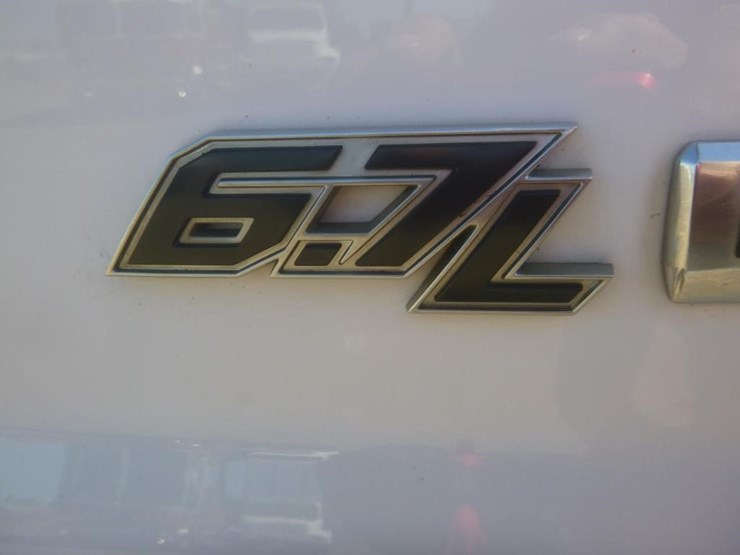 2016-ford-f650-image-25