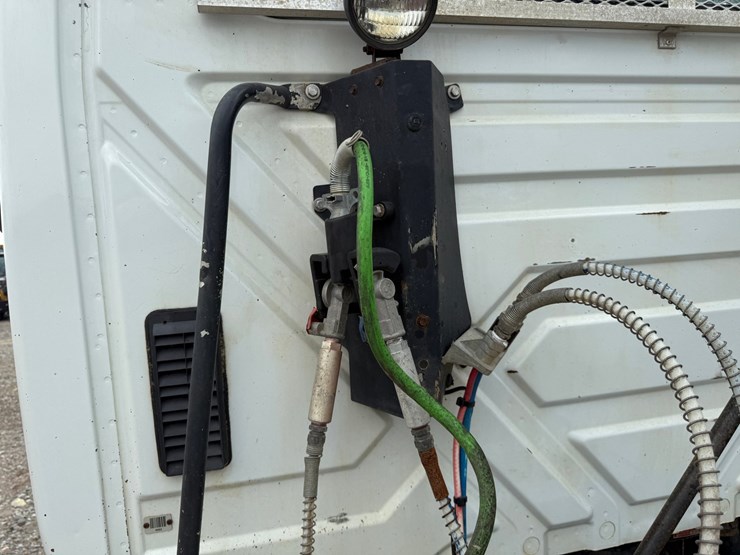 2012-international-transtar-8600-image-21