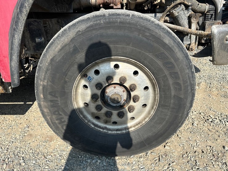 2007-sterling-l9500-image-66