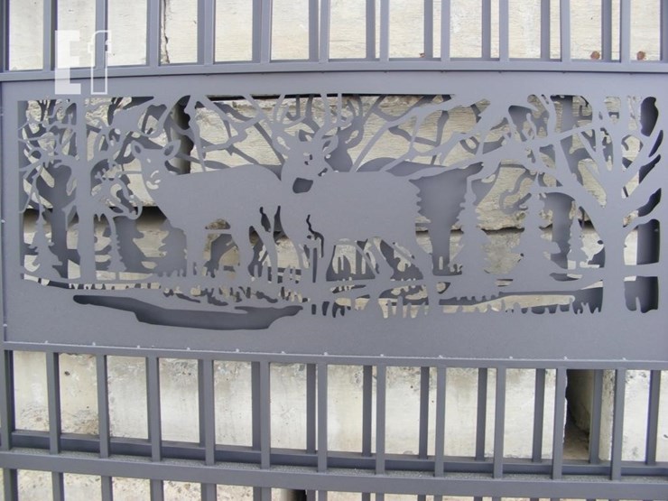 7'-x-20'-bi-parting-driveway-farm-gate-image-3