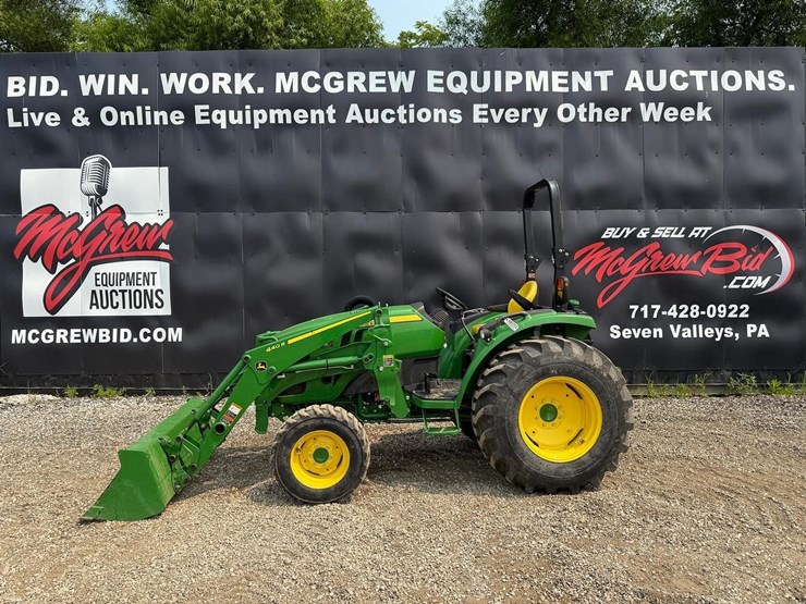 2023-john-deere-4052r-image-1