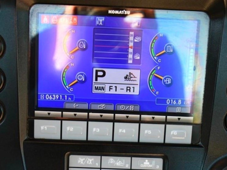 2019-komatsu-d65wx-18-image-11