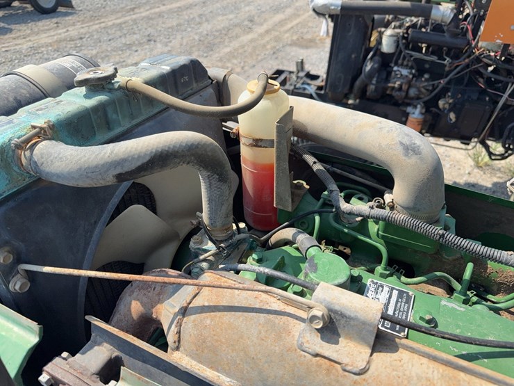 john-deere-1070-image-40