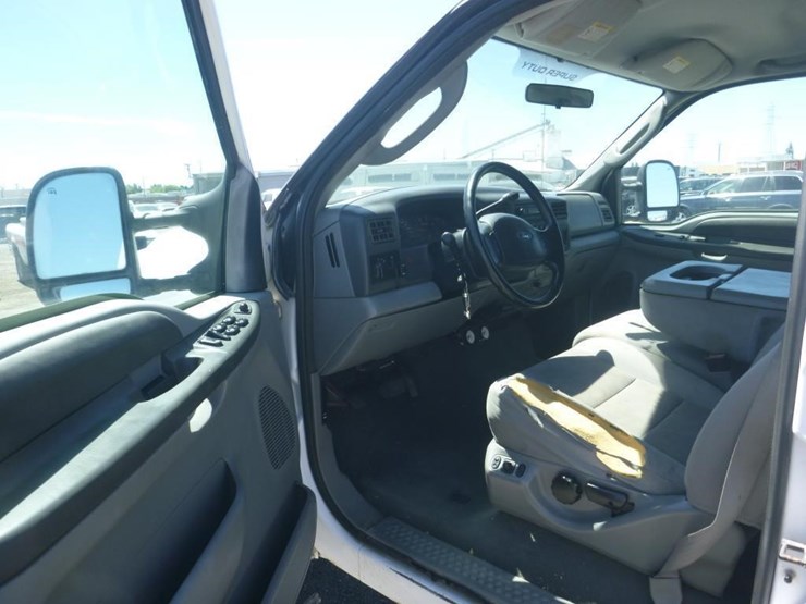 2004-ford-f350-image-5