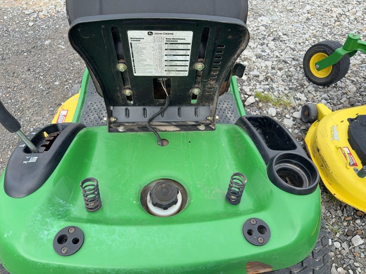 john-deere-l118-image-7