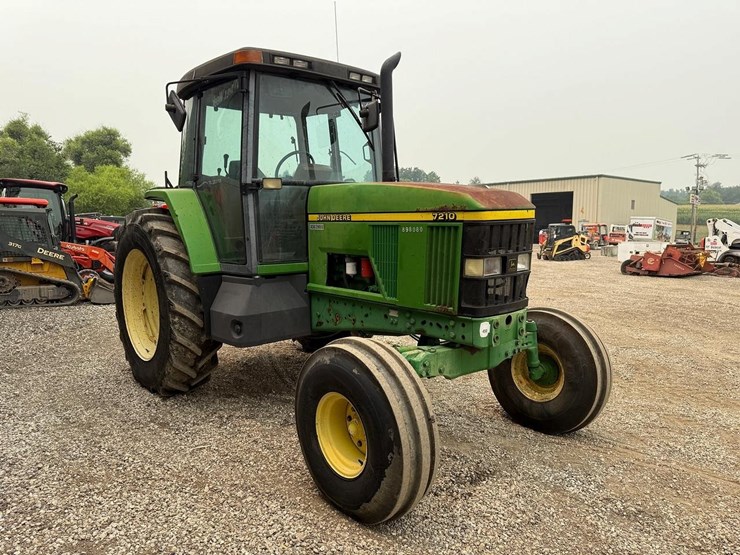 john-deere-7210-image-6