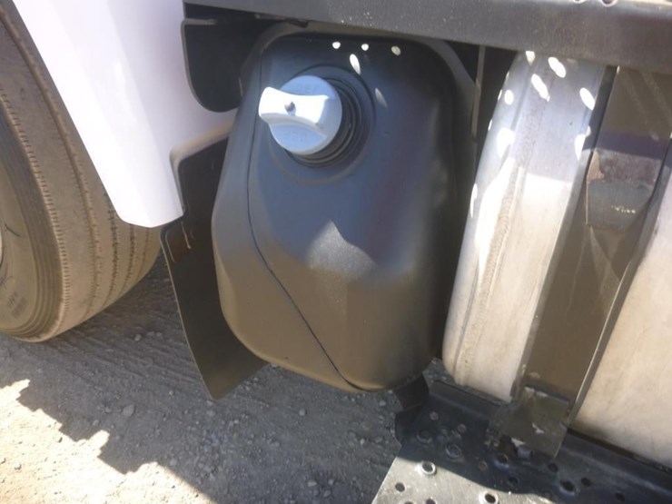 2016-ford-f650-image-28