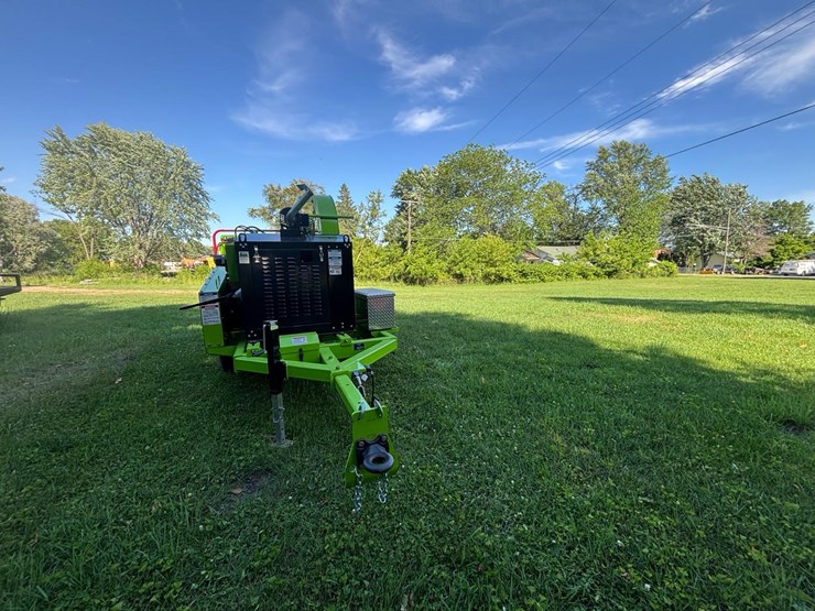 #157-•-2024-vortex-v12-31-towable-brush-chipper-image-19