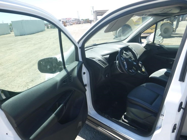 2017-ford-transit-connect-image-5