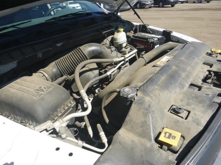 2015-dodge-1500-image-11