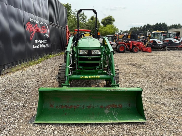2023-john-deere-4052r-image-7