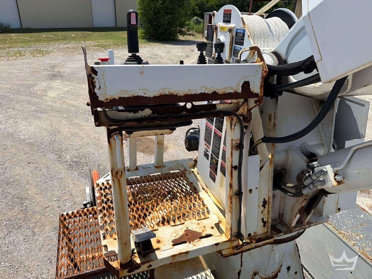 2019-international-durastar-4300-image-9