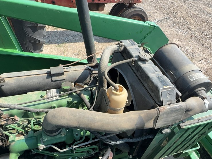 1992-john-deere-1070-image-39