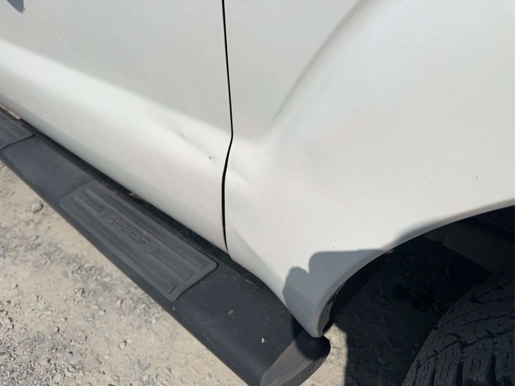 2014-ford-f250-xl-image-14