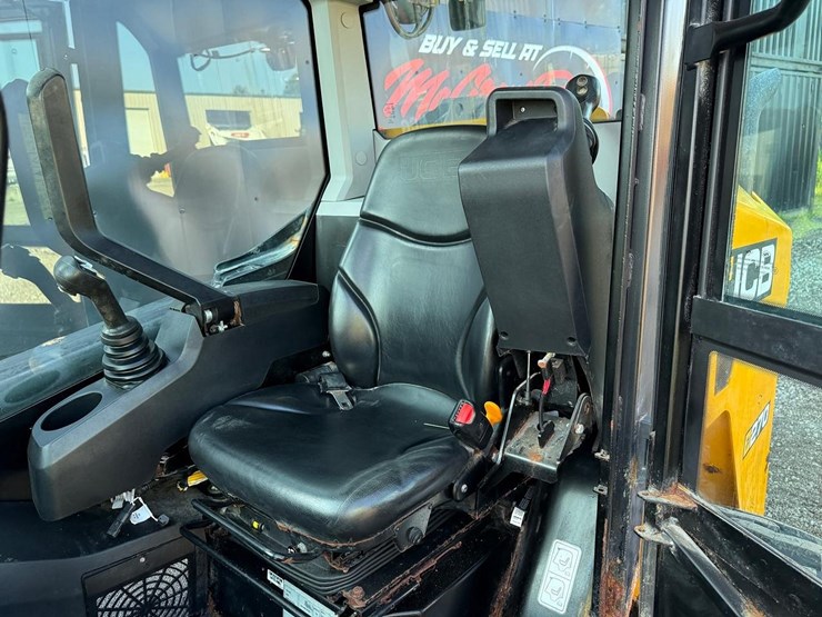 2023-jcb-270-image-17