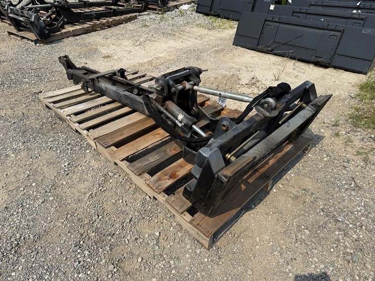 kubota-l4455a--4-pt-hitch-and-subframe-wh-auto-latch-uni-tach-image-2