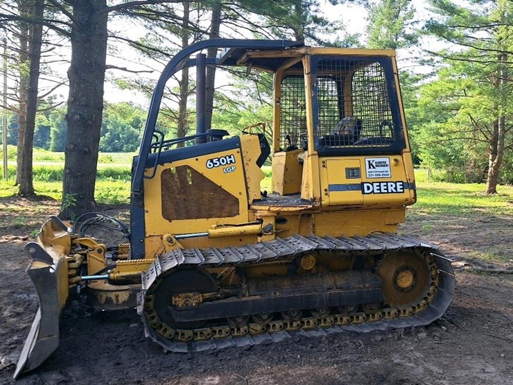 deere-650h-image-2